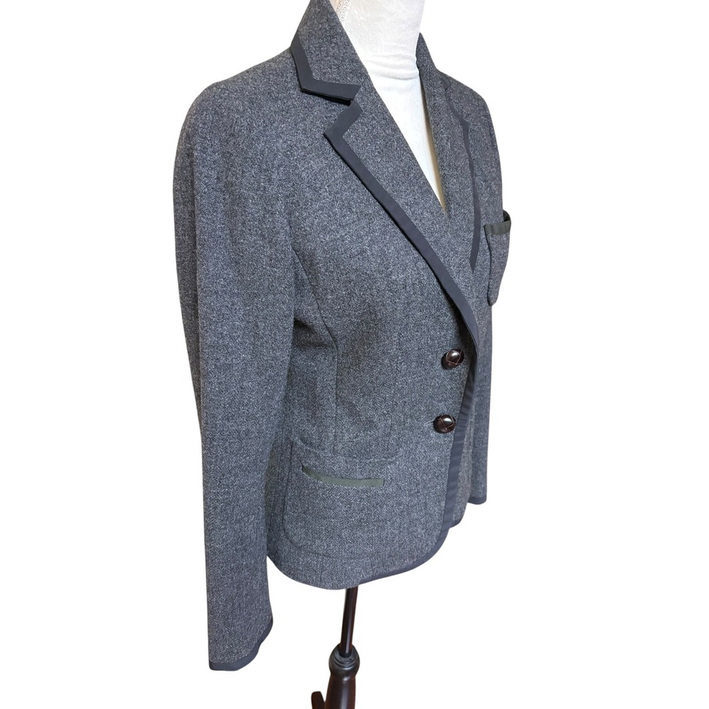 J. Crew 100% Grey Wool Professional 2 Button Contrast Trim Blazer Style 17375- 4 - Picture 4 of 11